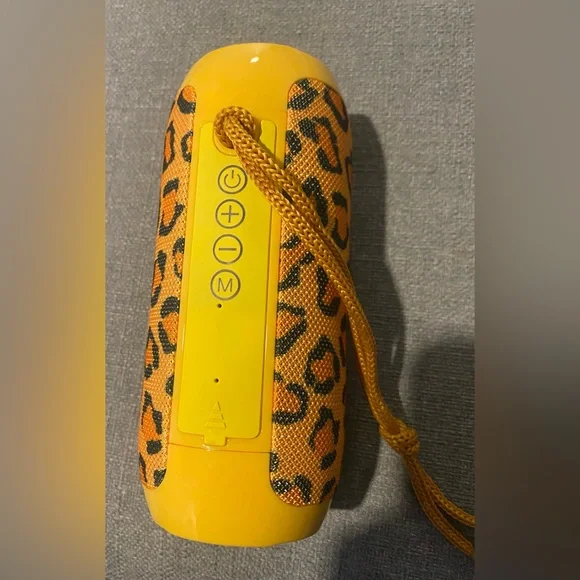 T&G Leopard Print Portable Bluetooth Speaker Waterproof Shockproof Dustproof - Picture 2 of 4
